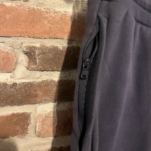 Fabletics Men's blue Jogger Sweatpants - Picture 8 of 13